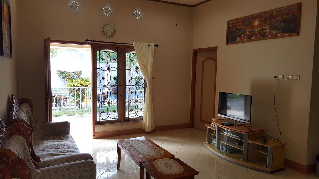 Sari Inn Kuta  Εξωτερικό φωτογραφία